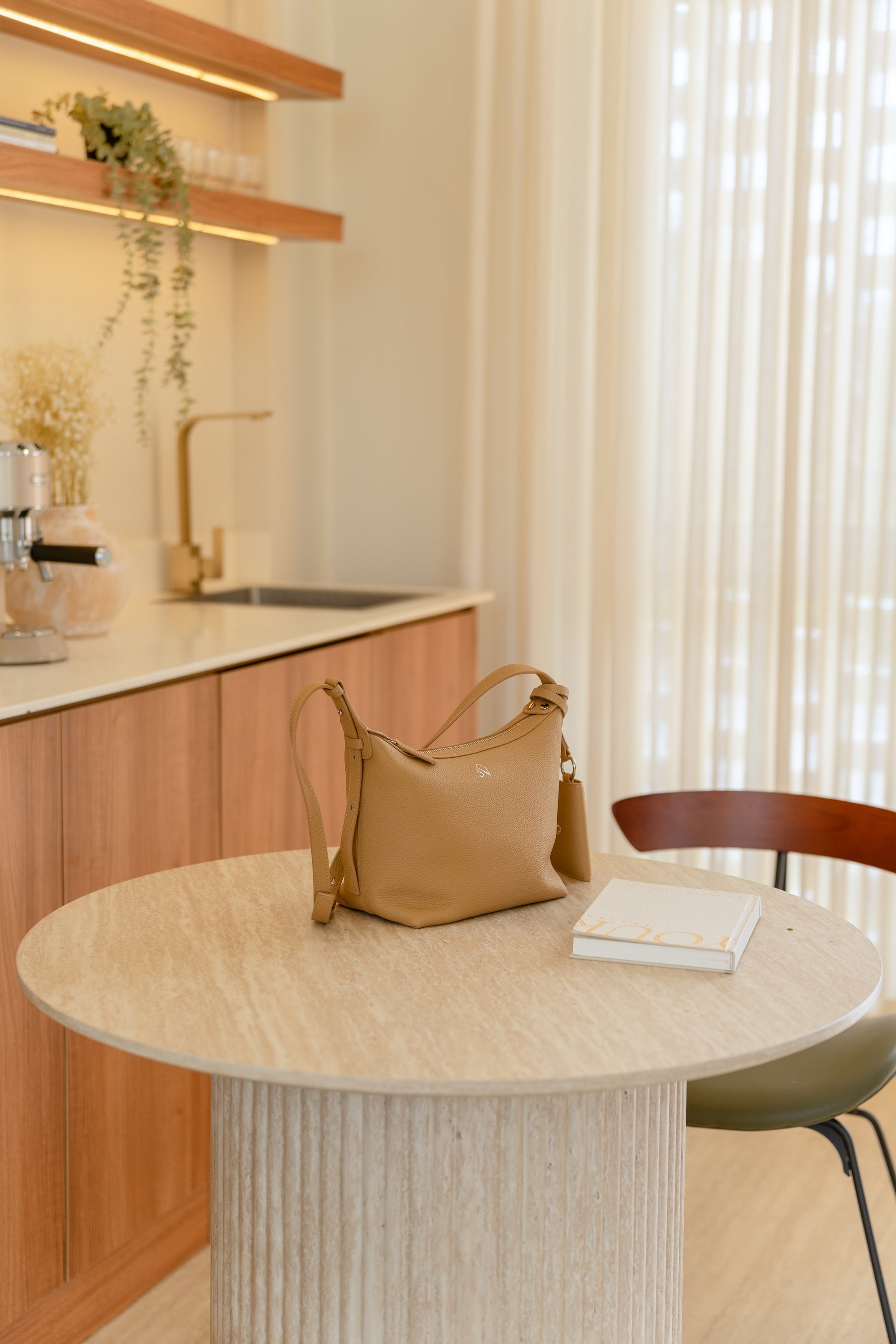 The Daily Signature in Truffle Taupe