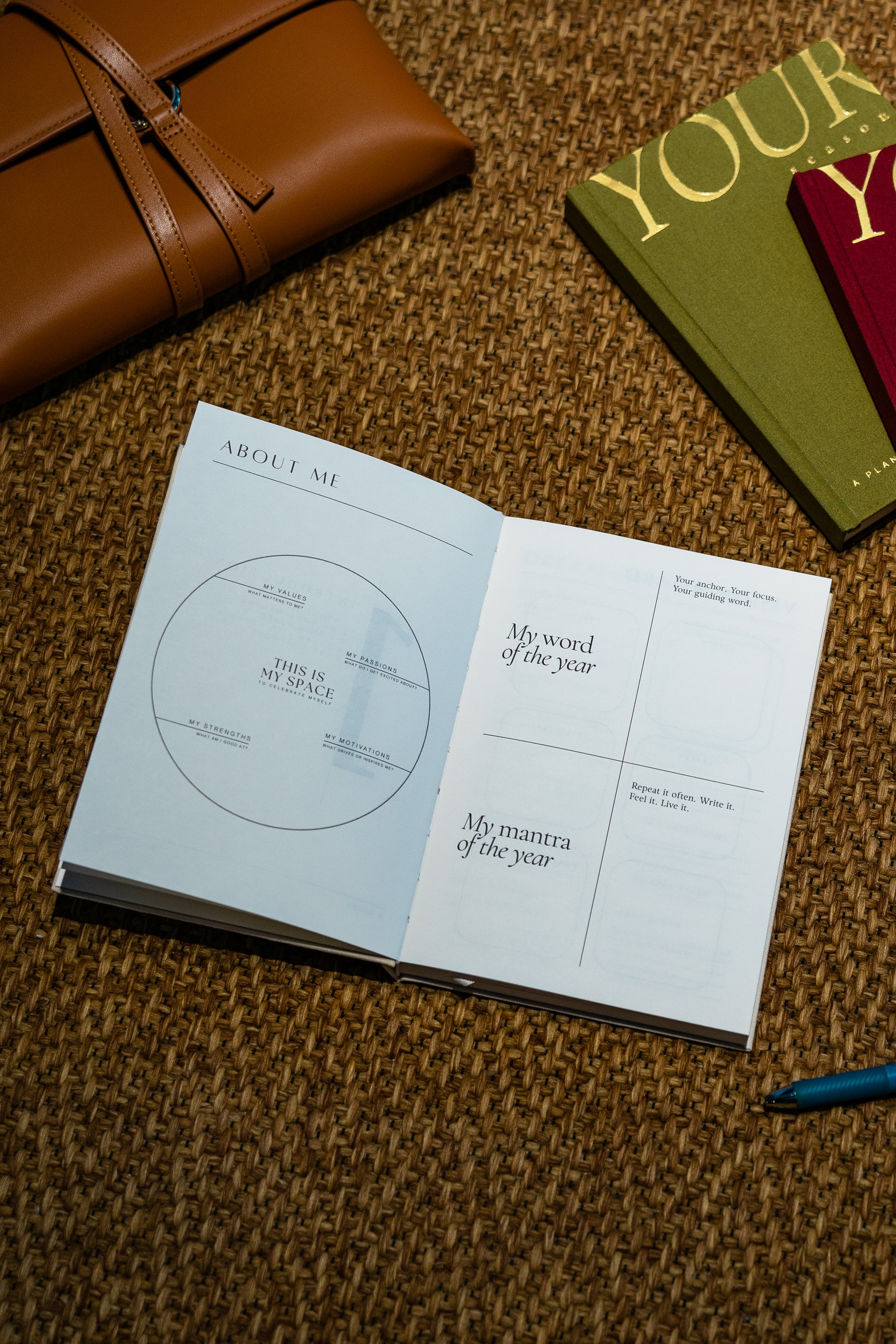 The Cloud Clutch in Greige