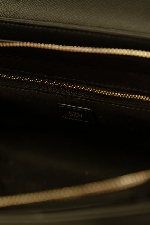 L'édition Baguette in Oxblood