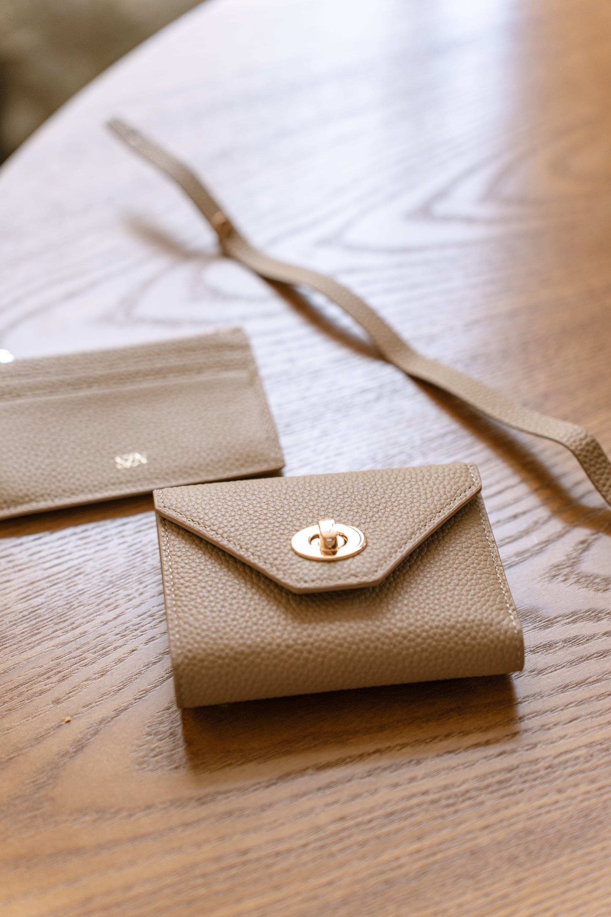 Noir Mini Envelope