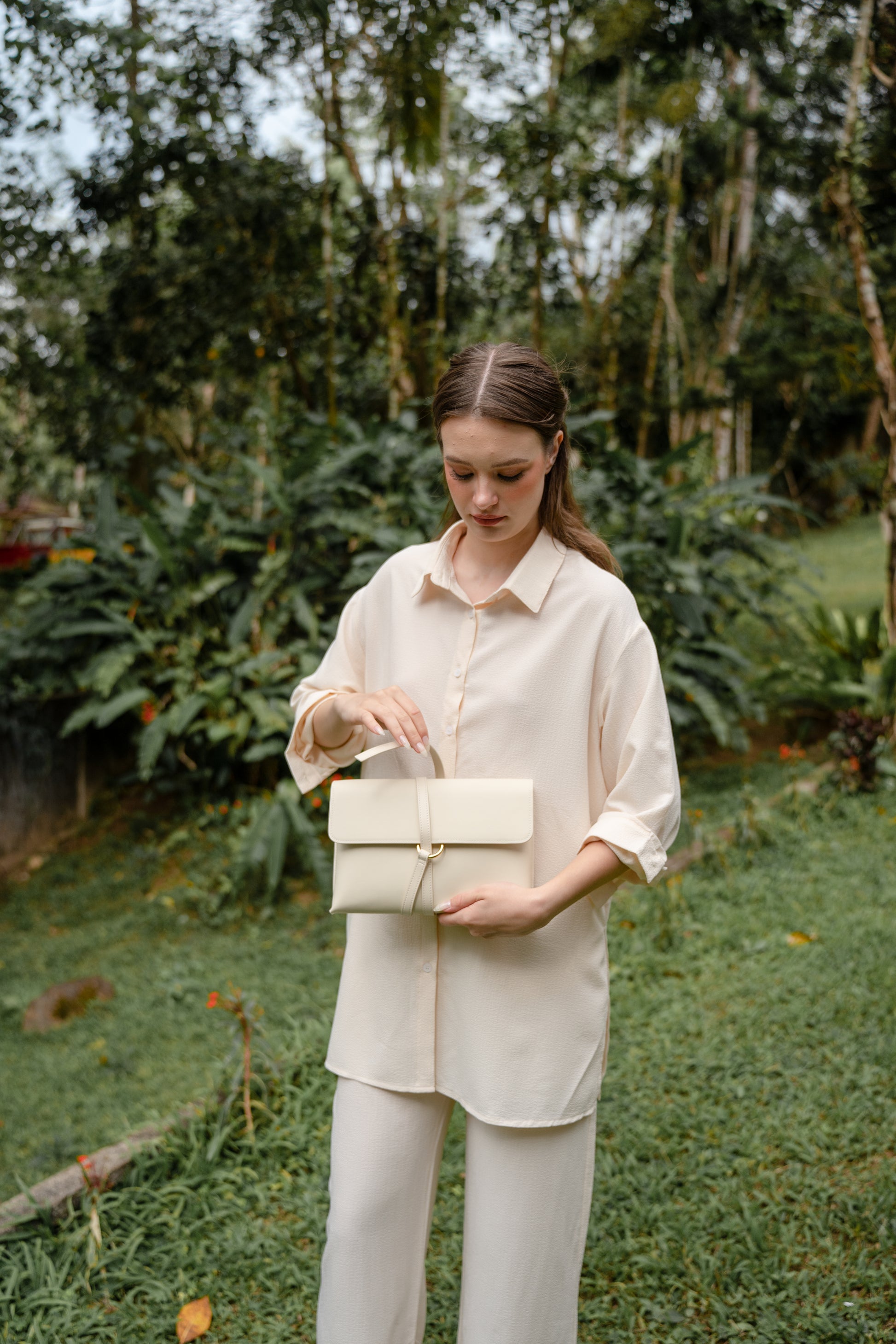 The Cloud Clutch in Ivory