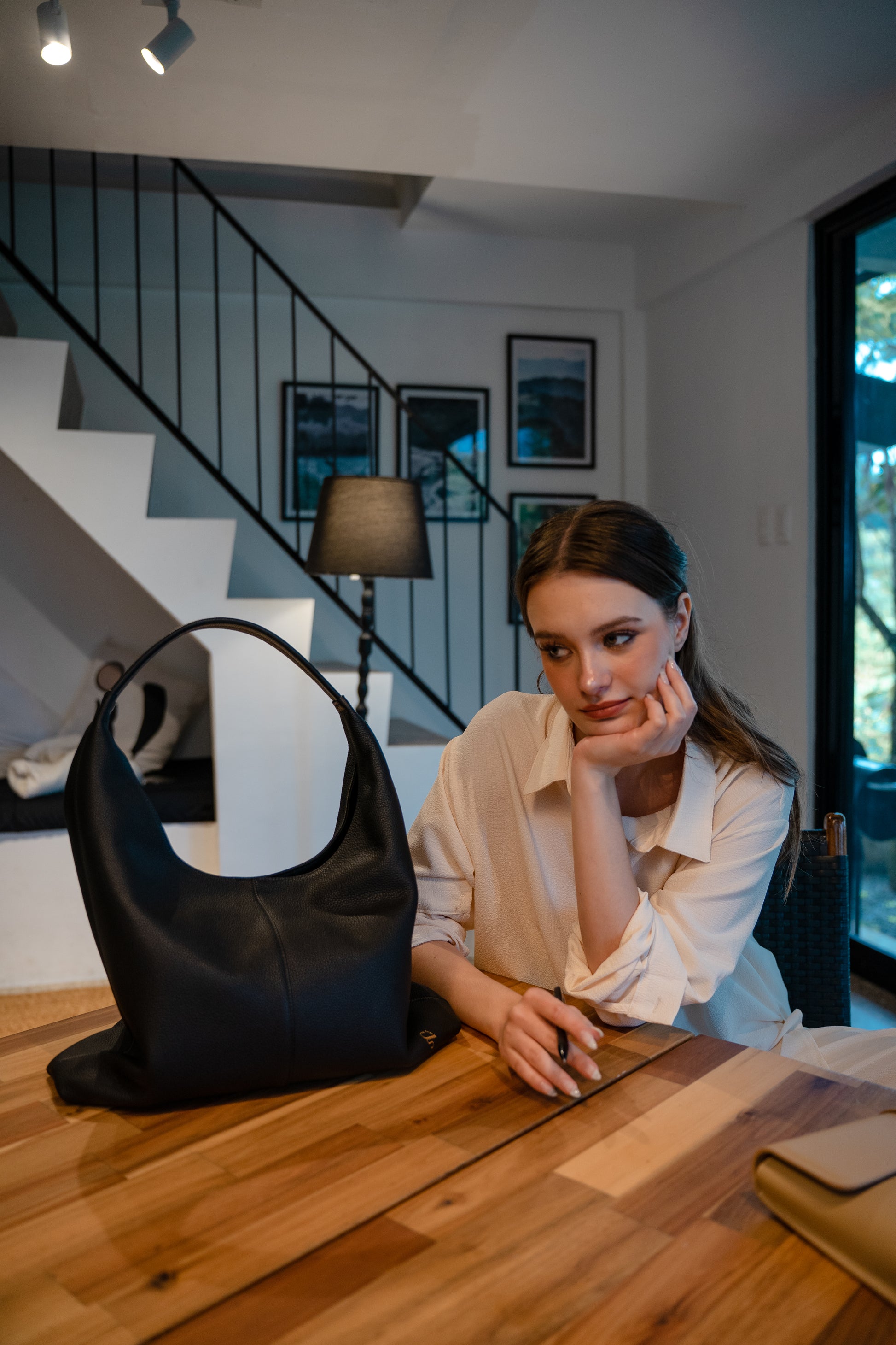 The Daily Tote in Midnight Grain