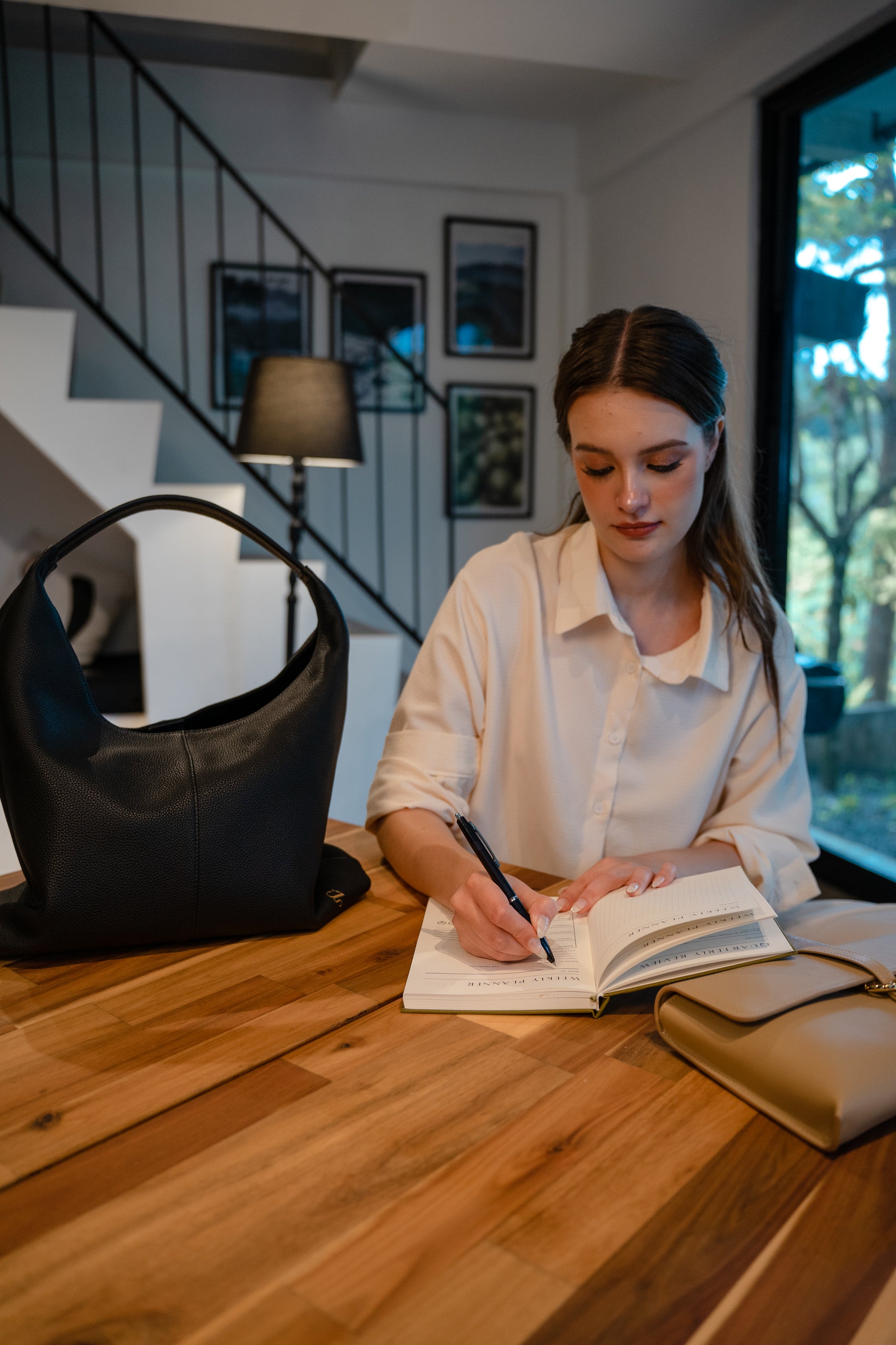 The Daily Tote in Midnight Grain