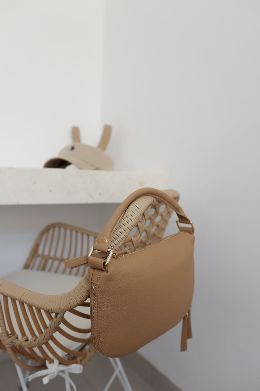 The Daily Flow in Truffle Taupe