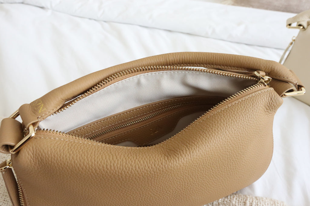 The Daily Flow in Truffle Taupe